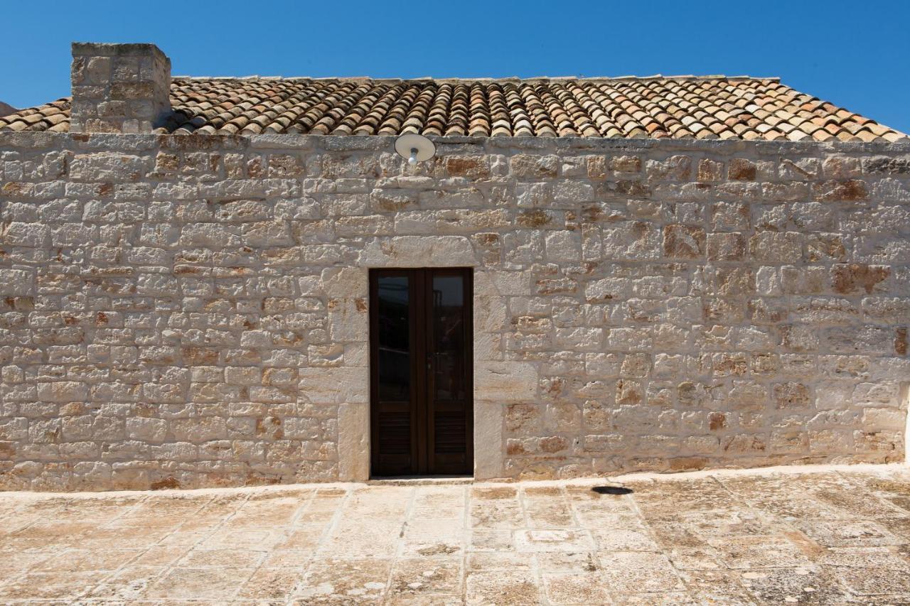 Masseria Castelluzzo Ceglie Messapica Eksteriør billede