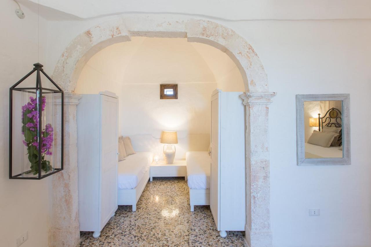 Masseria Castelluzzo Ceglie Messapica Eksteriør billede